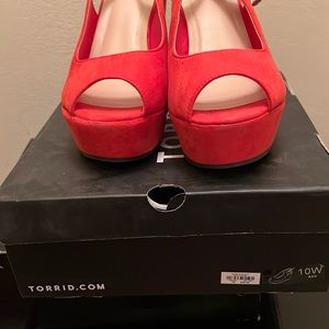 Red Torrid wedges